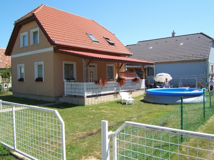 Ferienhäuser Balaton